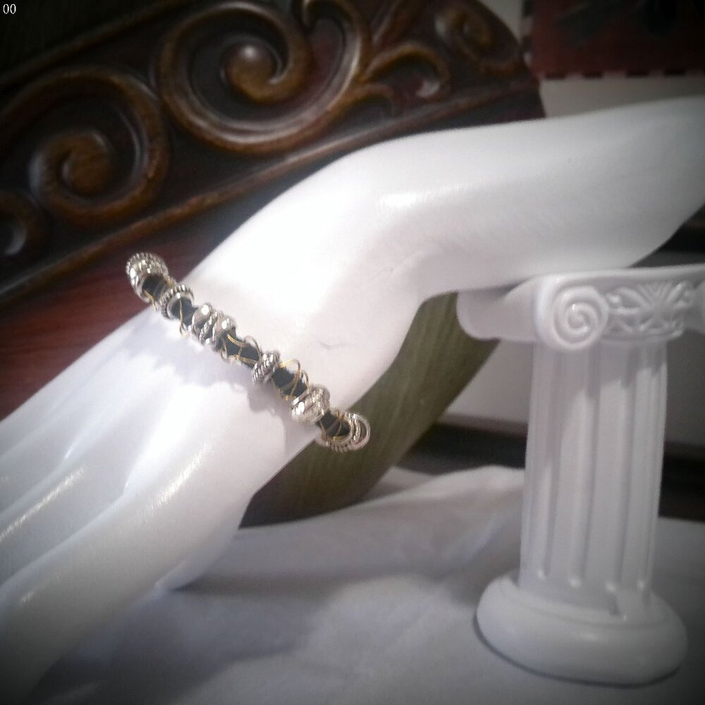 CUSTOM DESIGN BRACELET Black Leather w/ Copper Overlay & Beads Size 7"